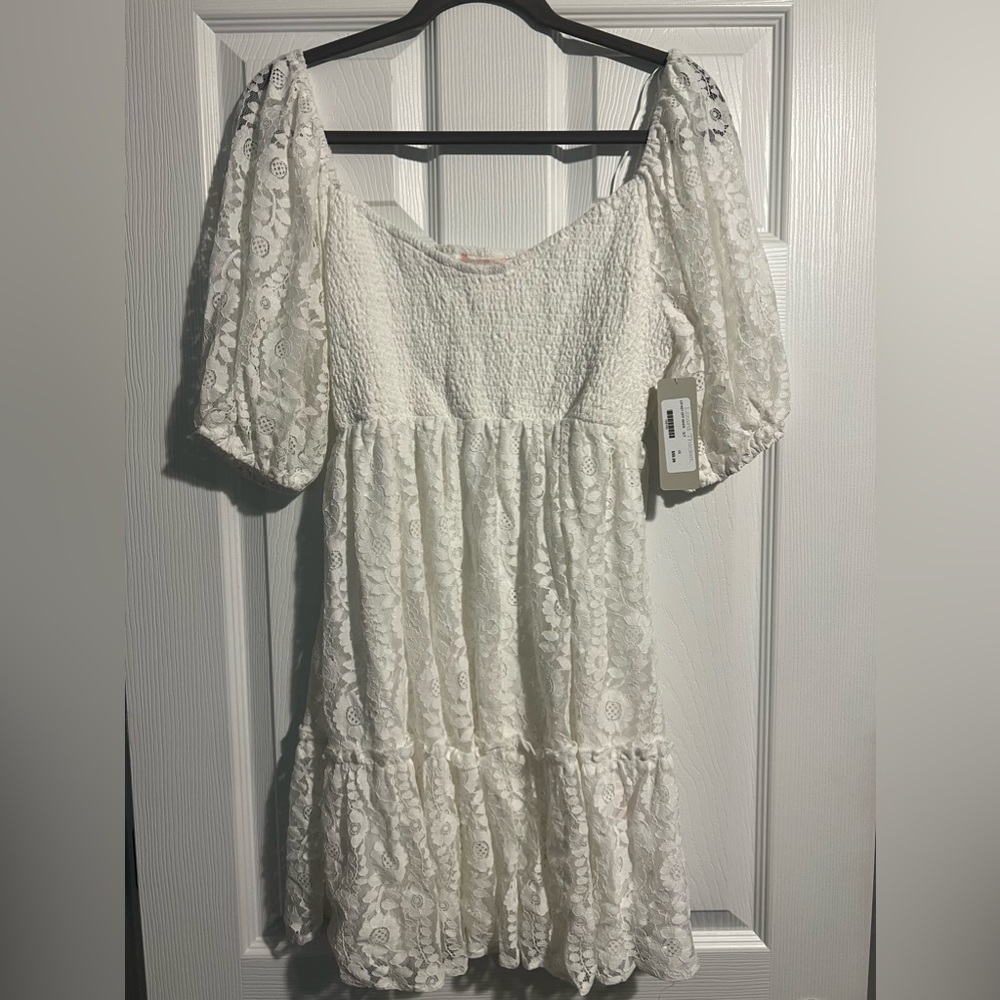 White lace dress. NEW WITH TAGS!